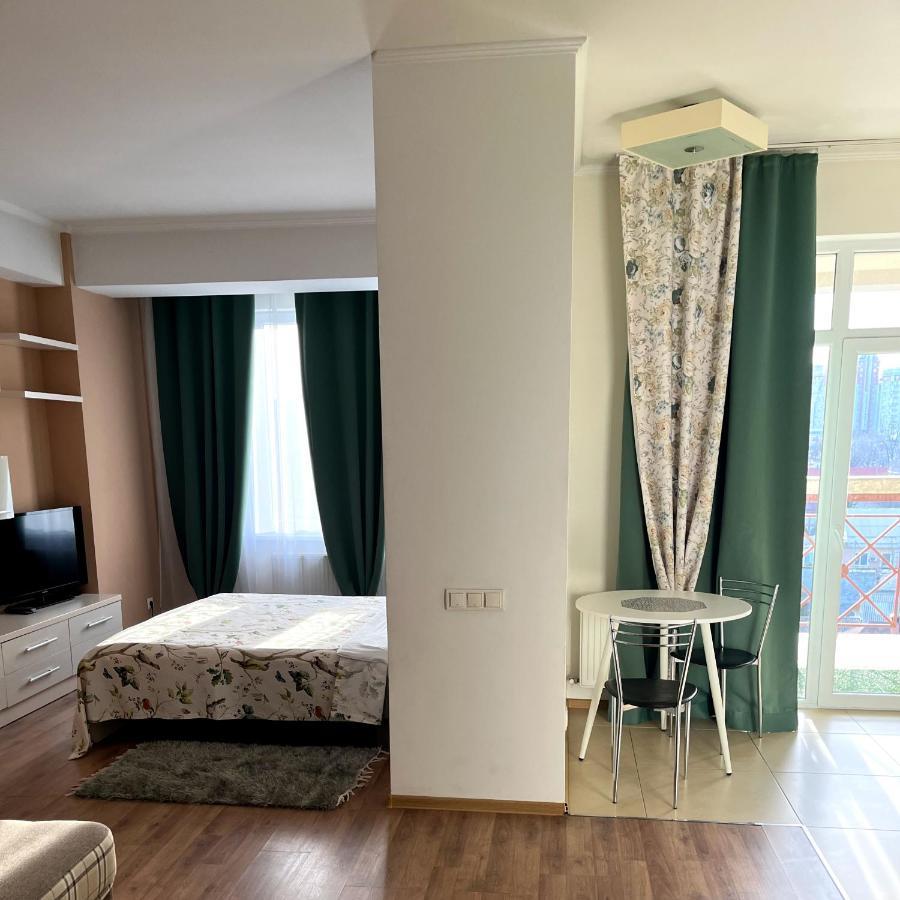 Stefan Cel Mare 1 Studio Kişinev Dış mekan fotoğraf