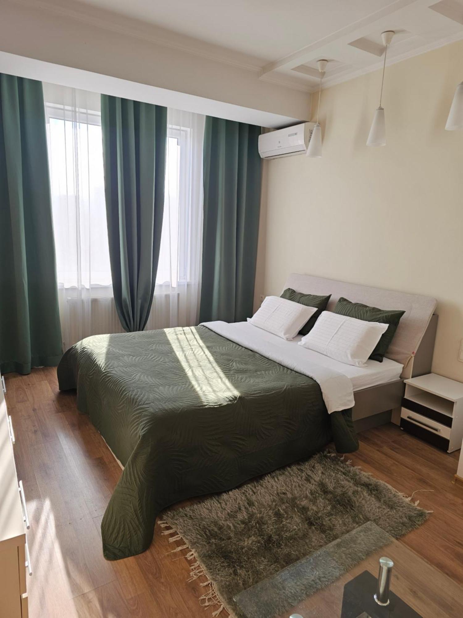 Stefan Cel Mare 1 Studio Kişinev Dış mekan fotoğraf